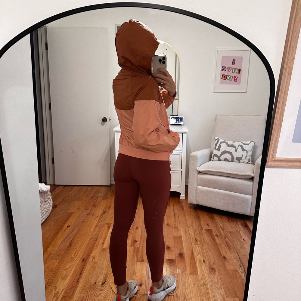 Nike light Jacket - Picture 3 of 4
